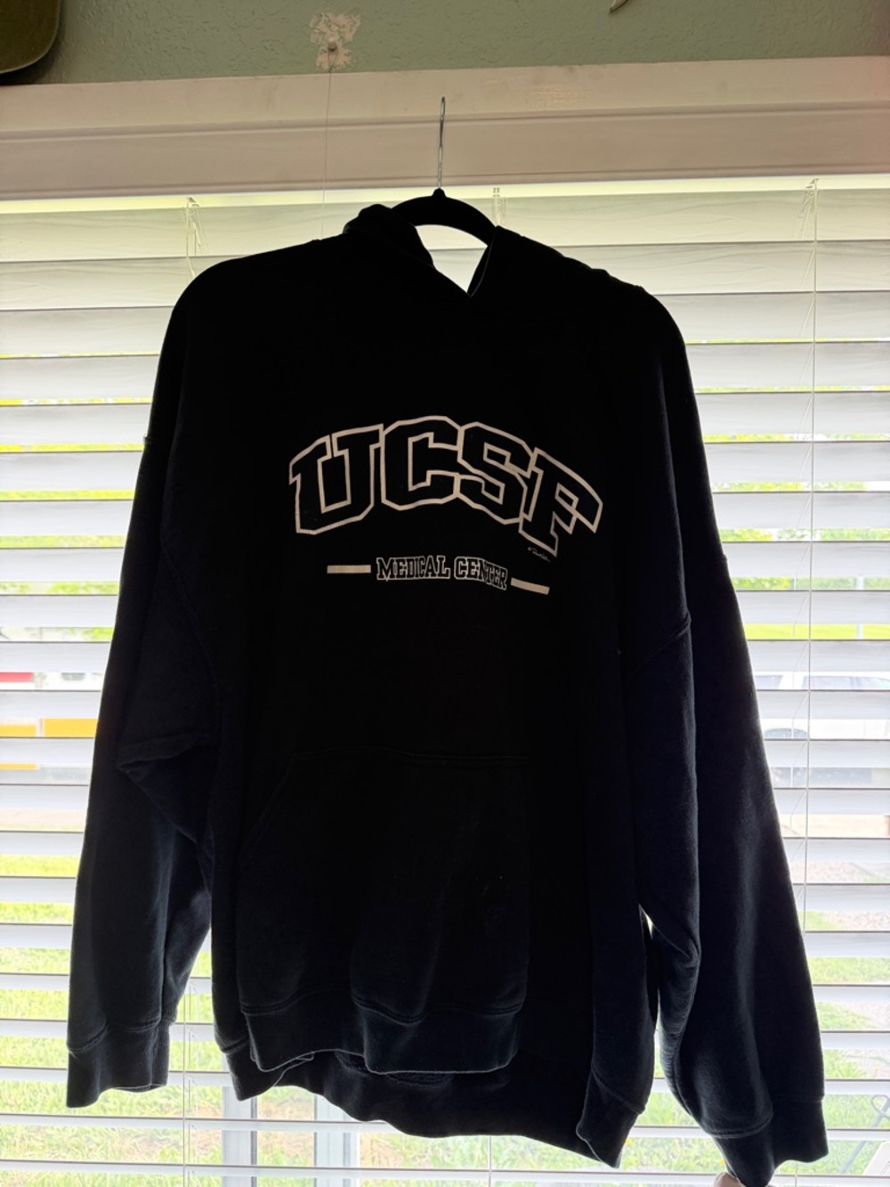 Gildan Black UCSF Medical Center Hoodie